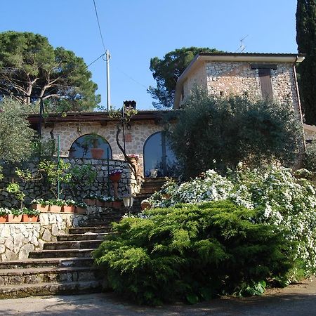 B&B H.M. Sonnino Luaran gambar