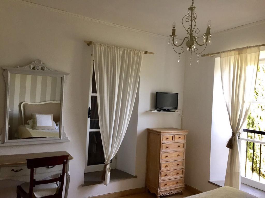 B&B H.M. Sonnino Luaran gambar