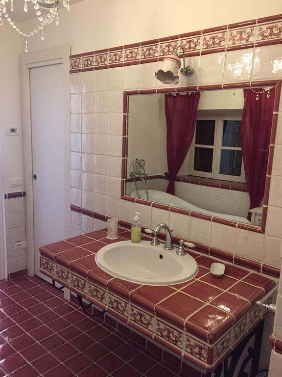 B&B H.M. Sonnino Luaran gambar
