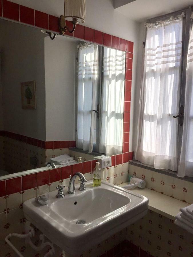B&B H.M. Sonnino Luaran gambar
